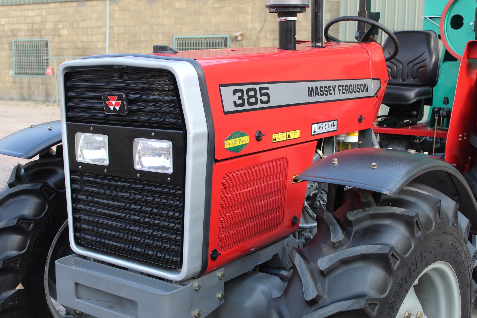 MF385 4WD