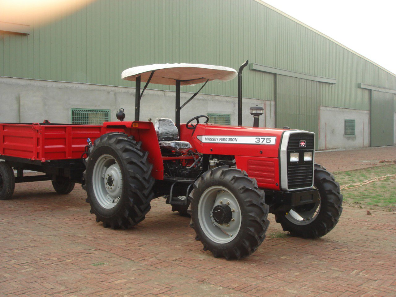 MF375 4WD